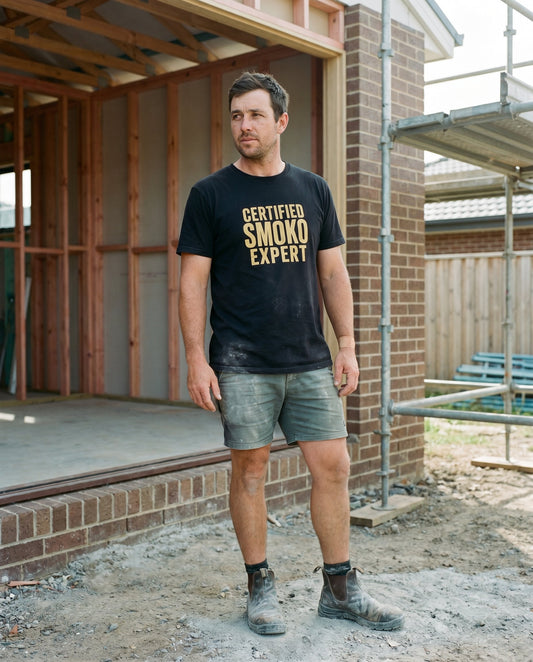 Certified Smoko Expert tee — Australian tradie — chantier shot